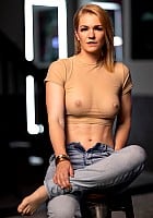 Stephanie Jawfox
